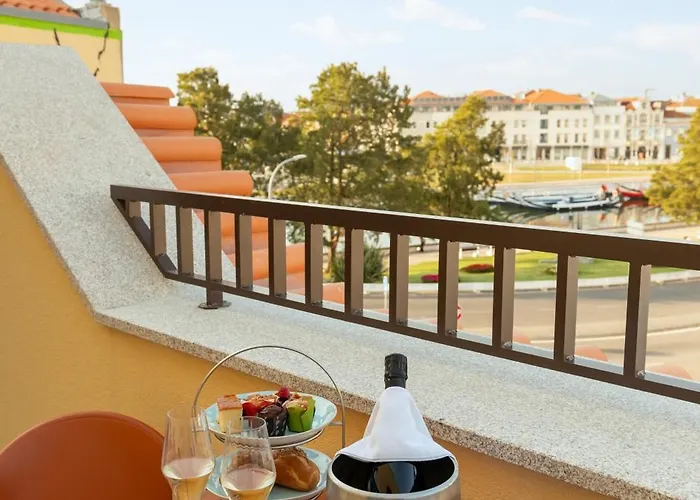 Do Alboi אבאירו